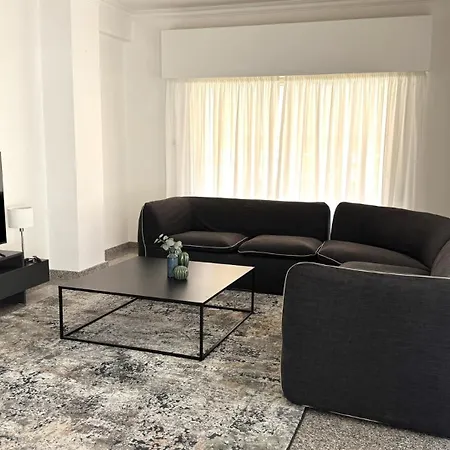 아파트 Modern 3bdr_top Floor_lux_suite_balcony *